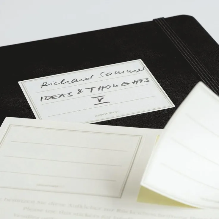 Anteckningsbok A4+ Leuchtturm1917 slim olinjerad Port Red