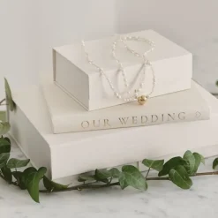 Bröllopsbok offwhite