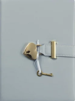 Dagbok med lås ljusblå