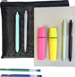 Fyllt pennfodral 10 delar mesh blå/svart