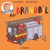 Halvan kör brandbil