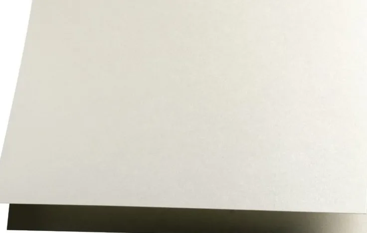 Kort A6 dubbla liggande 5-pack pärlemor creme