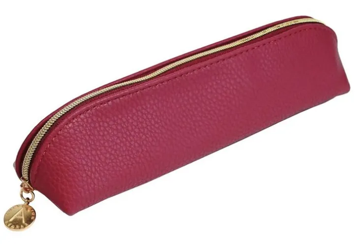 Pennfodral 19x4,5cm hallonröd